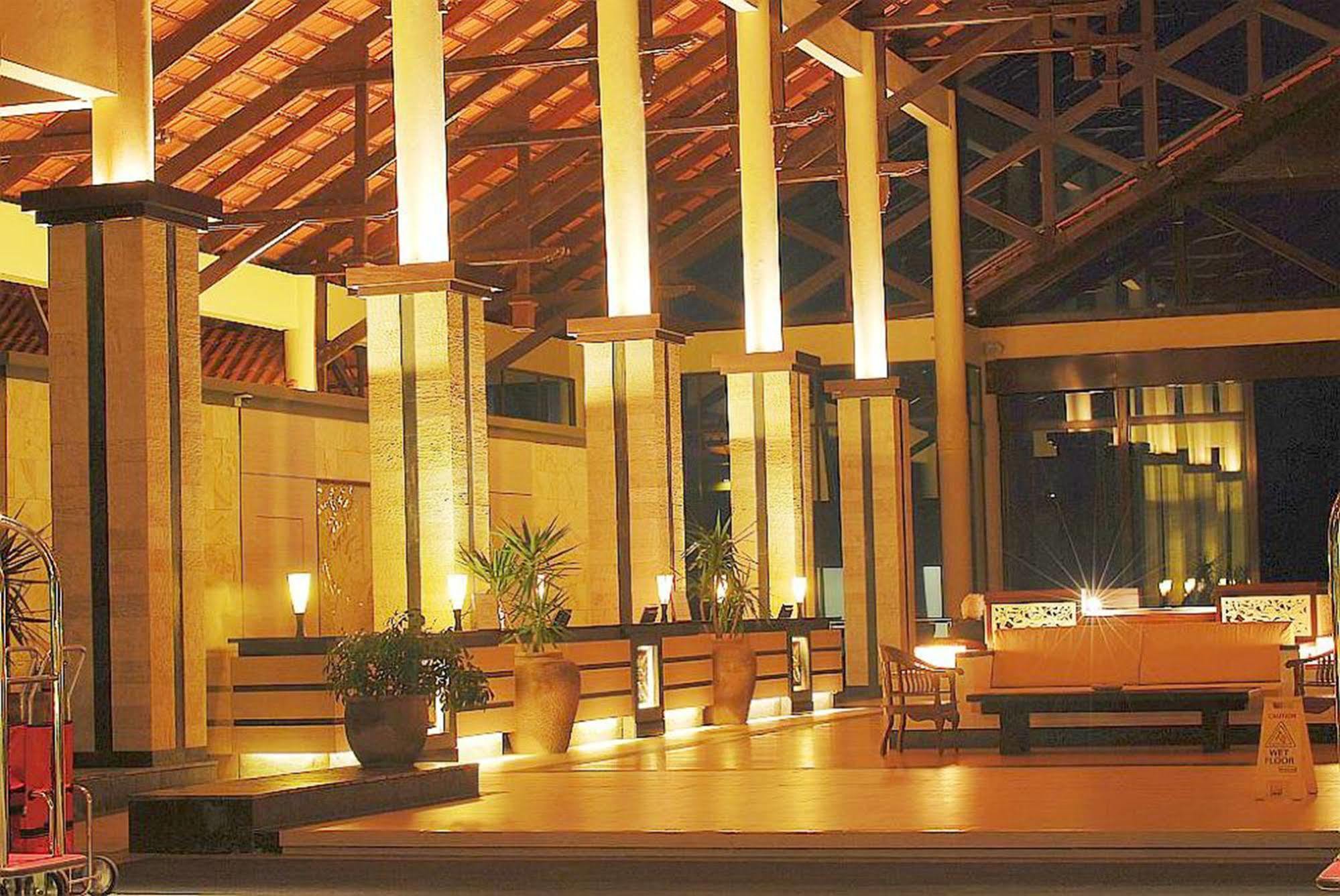 منتجع وسبا داماي بوري كوشنج المظهر الخارجي الصورة The interior of the hotel