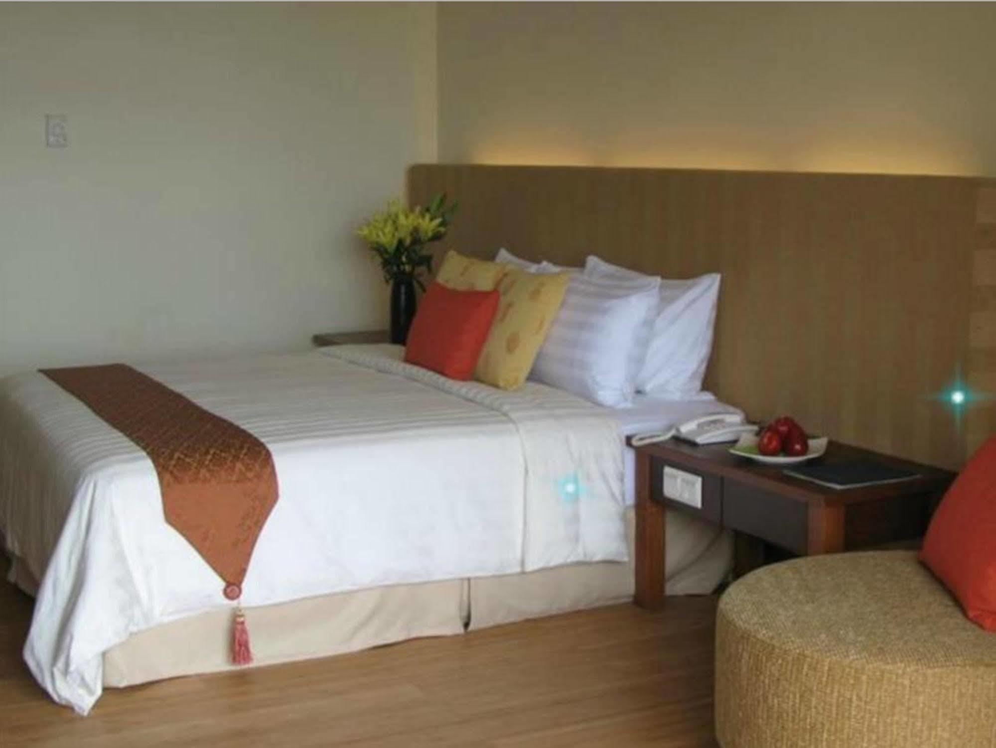 منتجع وسبا داماي بوري كوشنج المظهر الخارجي الصورة A bedroom at the hotel