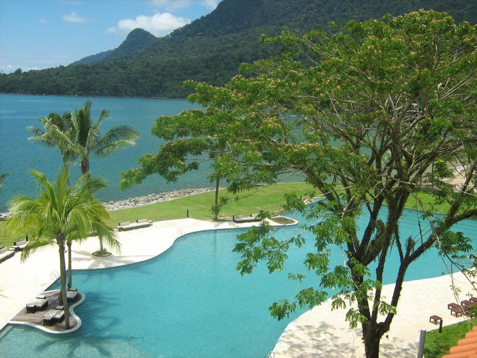 منتجع وسبا داماي بوري كوشنج المظهر الخارجي الصورة The pool at the Pangkor Laut Resort